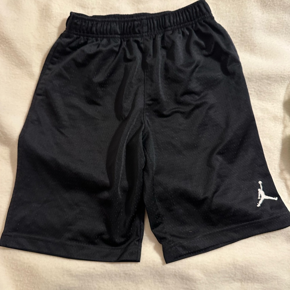 Jordan Boys Medium Black Athletic Shorts